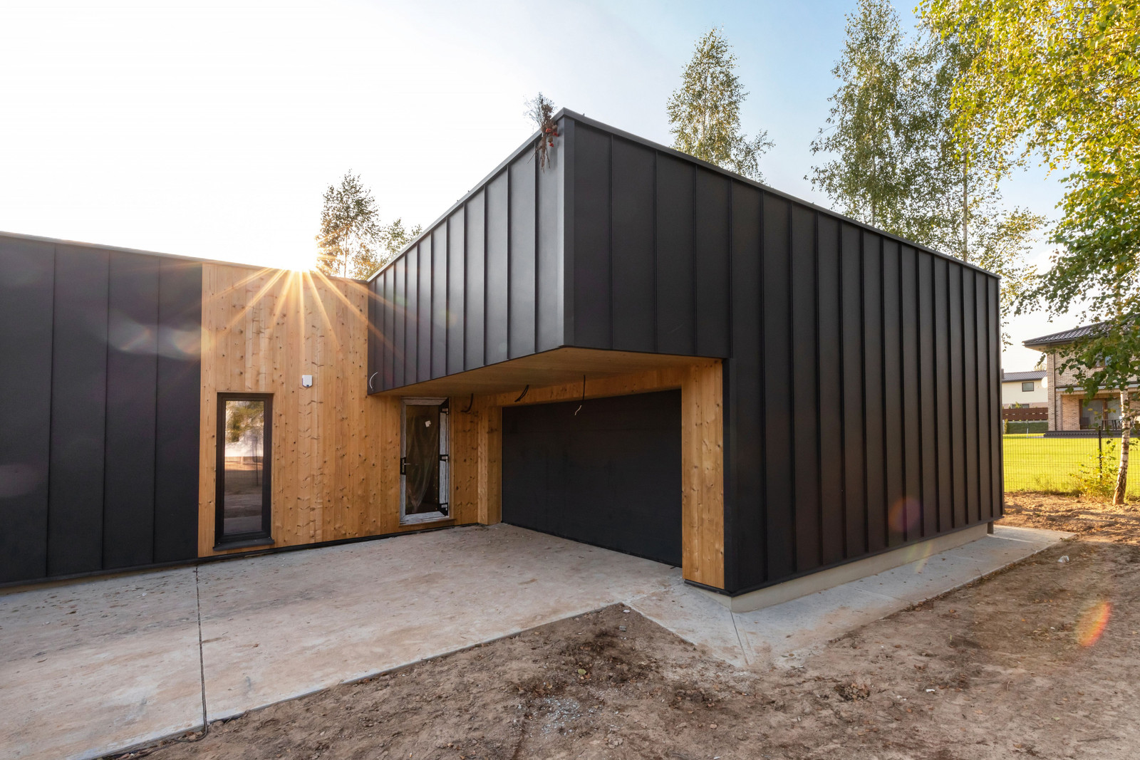 Parduodami namai Berzeliu g. Avizieniai