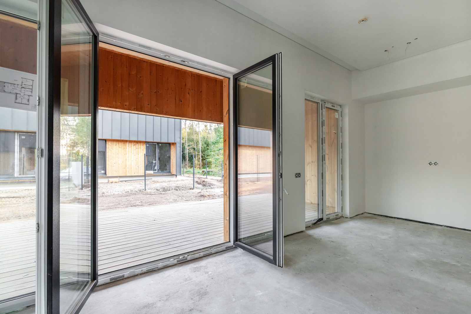 Parduodami namai Berzeliu g. Avizieniai