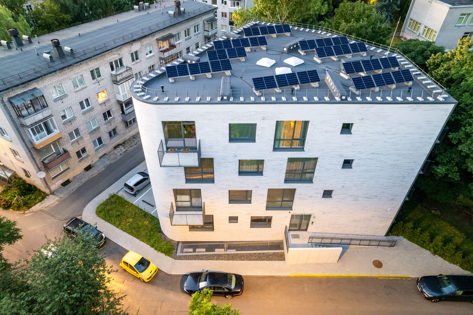 Daugiabutis namas Vilkpėdėje