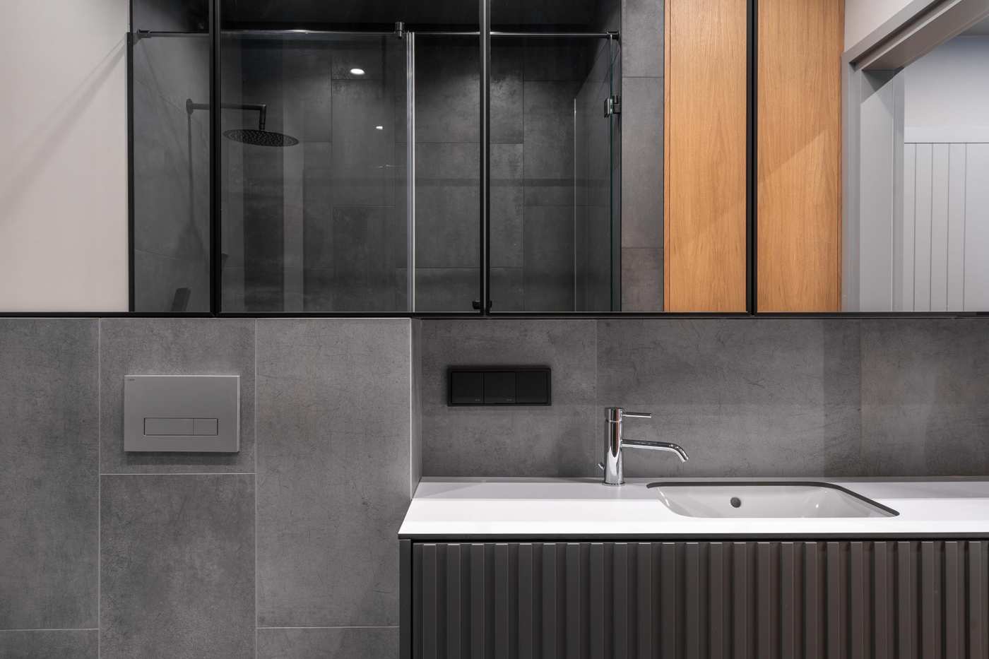 Butas Paupyje ( 2MB )-18