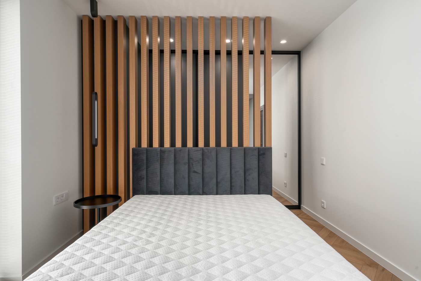 Butas Paupyje ( 2MB )-24